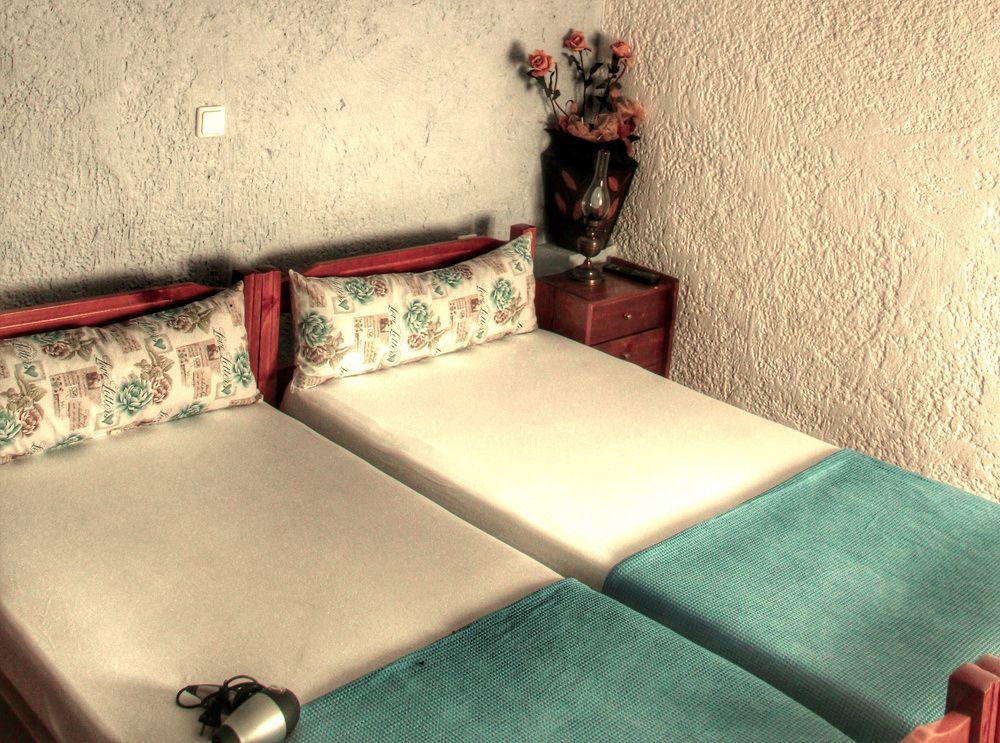 Guesthouse Xenios Zeus Stavroupoli Exterior photo