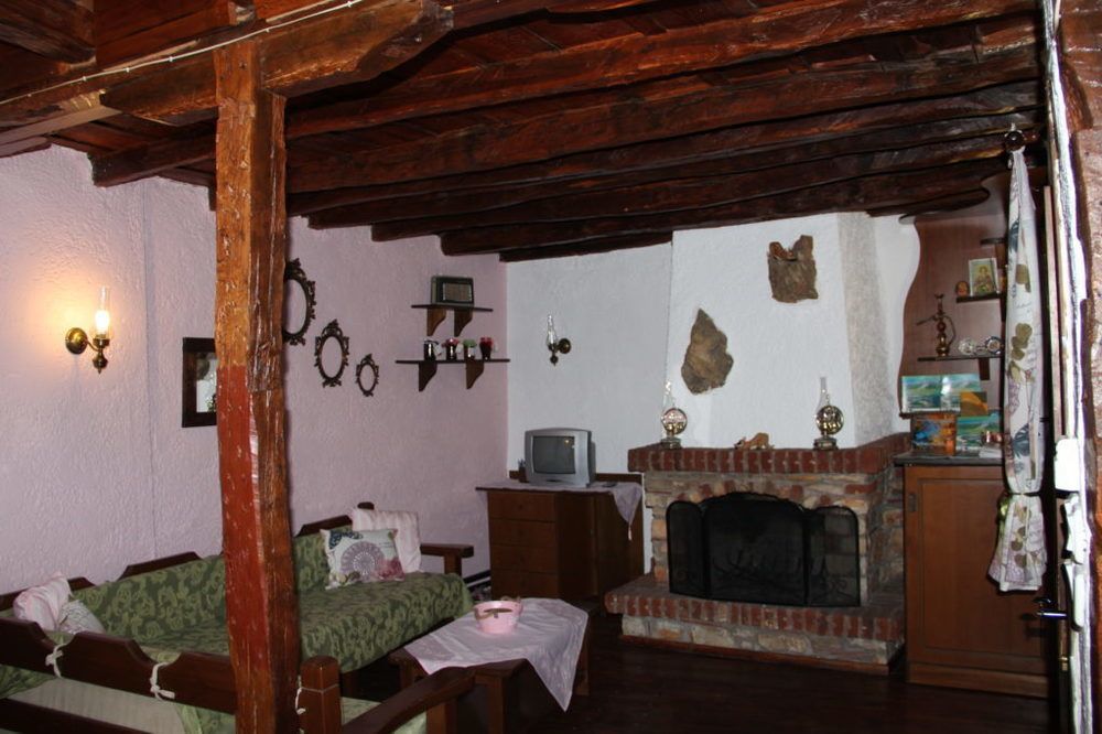 Guesthouse Xenios Zeus Stavroupoli Exterior photo