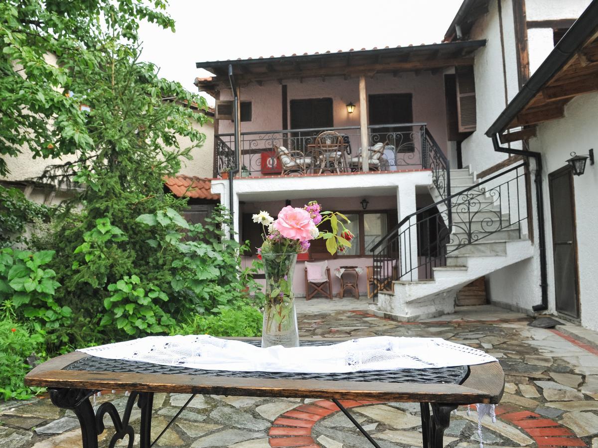 Guesthouse Xenios Zeus Stavroupoli Exterior photo