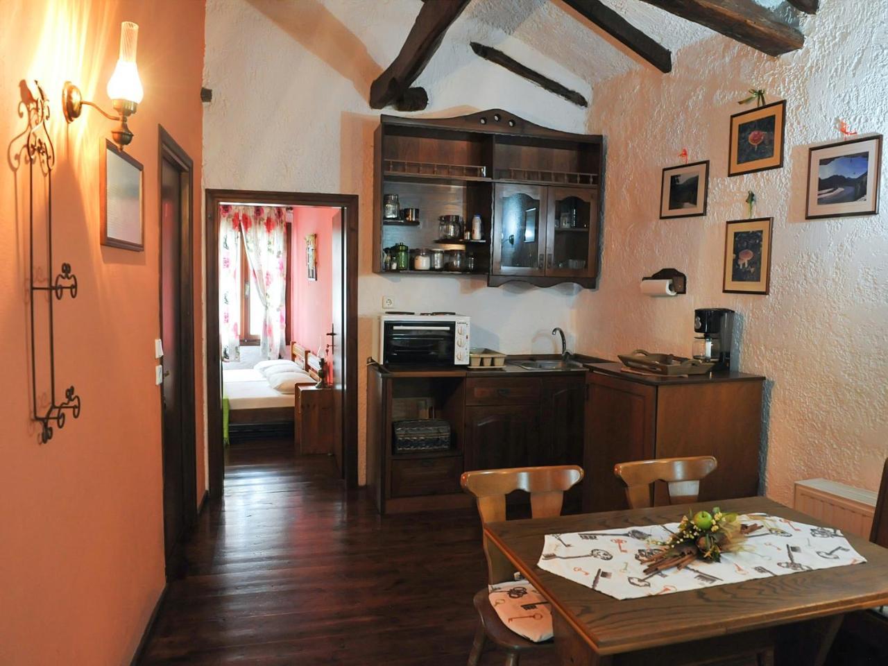 Guesthouse Xenios Zeus Stavroupoli Exterior photo